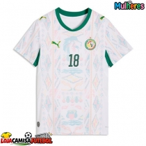 Camisa de Futebol Senegal Ismaila Sarr #18 Equipamento Principal Mulheres Mundo 2026 Manga Curta